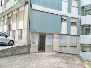 Loja para Venda em Agualva e Mira-Sintra