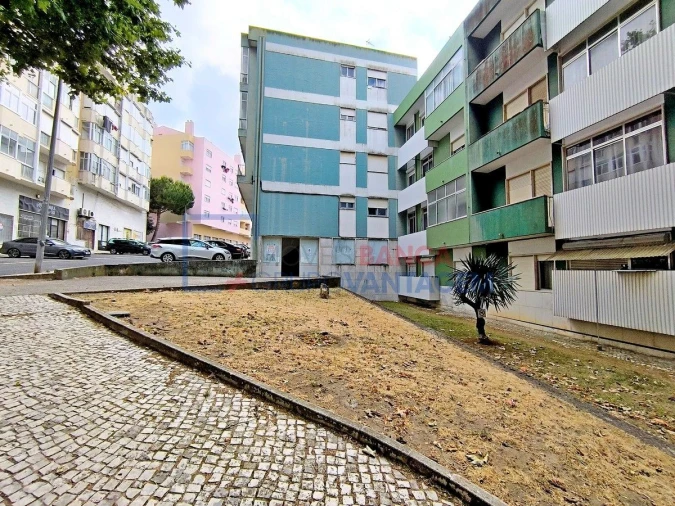 Loja para Venda em Agualva e Mira-Sintra Foto 22