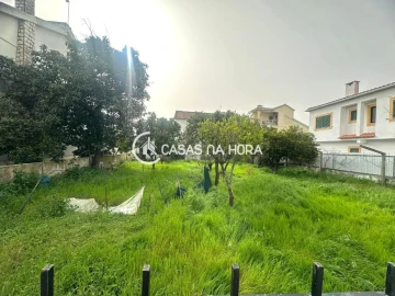 Terreno P/ Prédio para Venda em Quinta do Conde