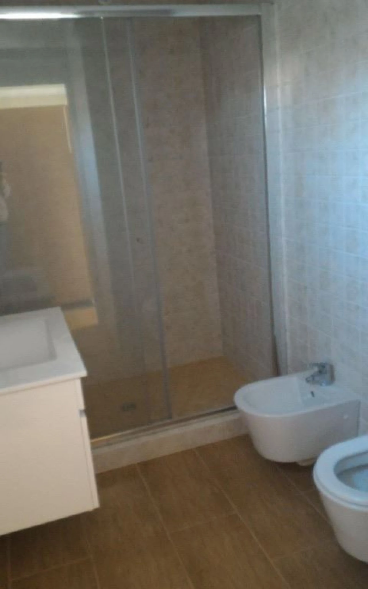 Moradia T4 para Venda em Quelfes Foto 16