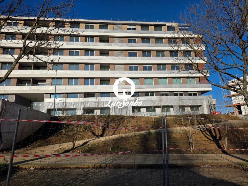 Apartamento T2 para Venda em Cidade da Maia Foto 19