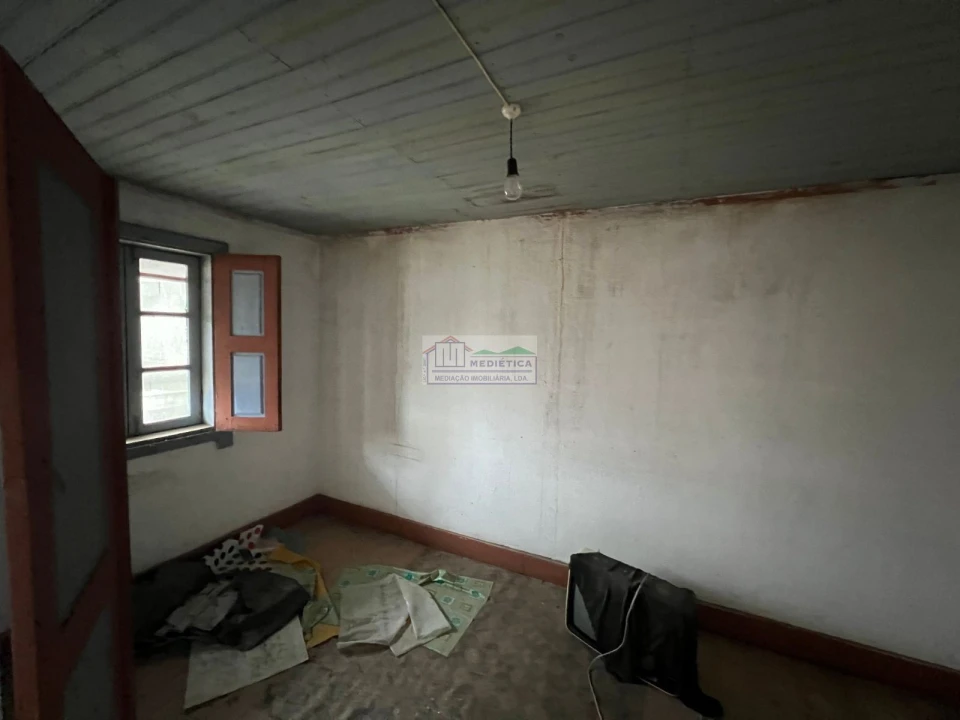 Moradia T3 para Venda em Cerejais Foto 9