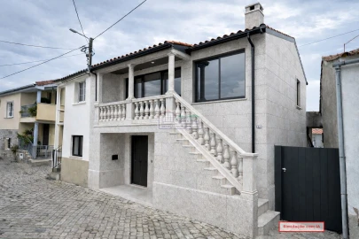 Moradia T3 para Venda em Cerejais