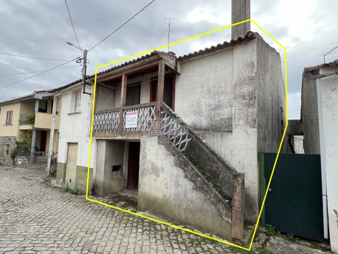 Moradia T3 para Venda em Cerejais Foto 3