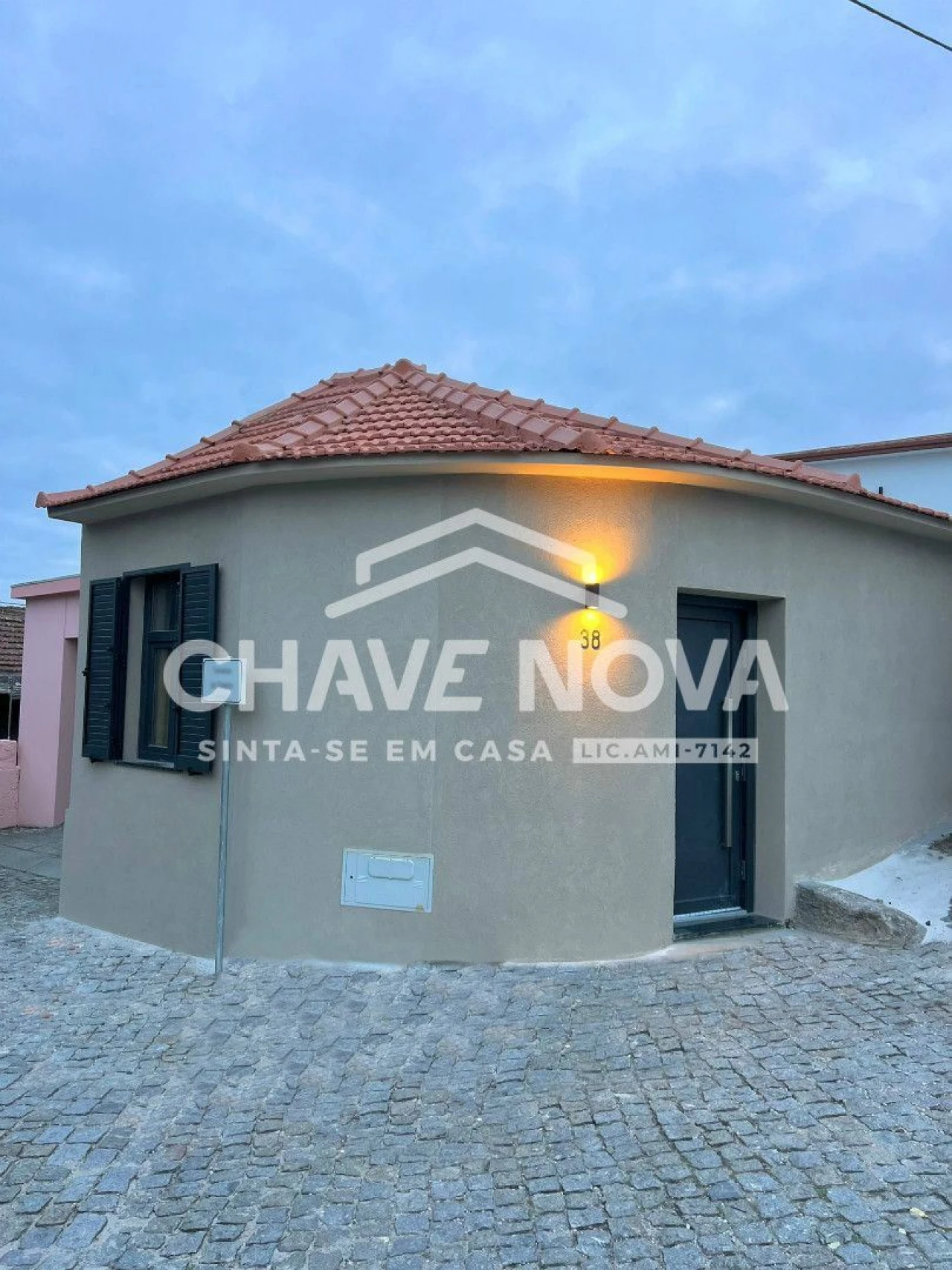 Moradia T1 para Venda em Fânzeres e São Pedro da Cova Foto 5