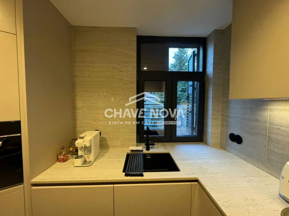 Moradia T1 para Venda em Fânzeres e São Pedro da Cova Foto 6