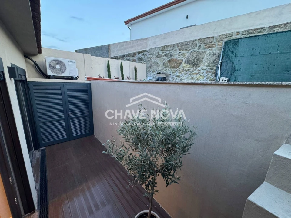 Moradia T1 para Venda em Fânzeres e São Pedro da Cova Foto 4