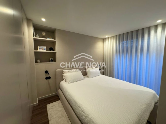 Moradia T1 para Venda em Fânzeres e São Pedro da Cova Foto 3