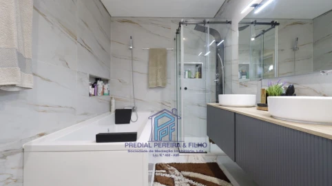 Moradia T5 para Venda em Rio Tinto