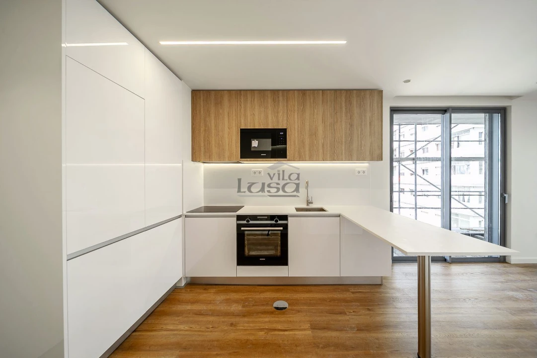 Apartamento T0 para Venda em Mafamude e Vilar do Paraíso Foto 10