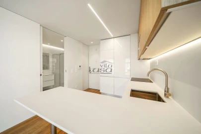Apartamento T0 para Venda em Mafamude e Vilar do Paraíso