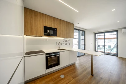 Apartamento T0 para Venda em Mafamude e Vilar do Paraíso