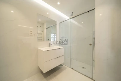 Apartamento T0 para Venda em Mafamude e Vilar do Paraíso