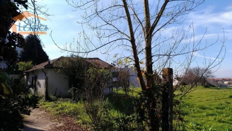 Terreno para Venda em Gulpilhares e Valadares