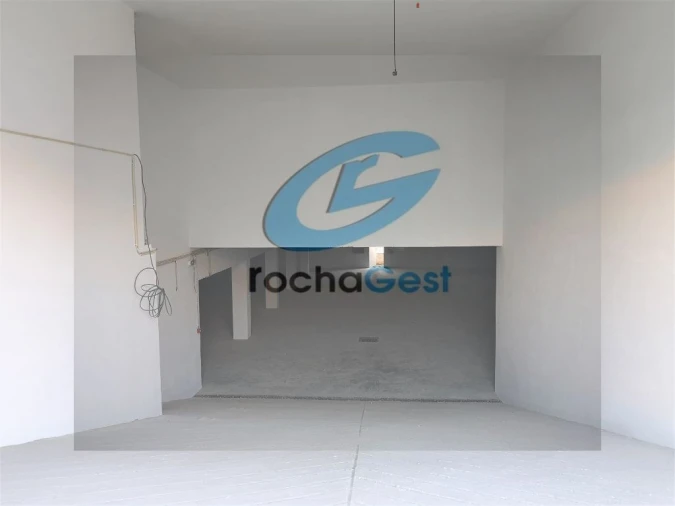 Armazém para Venda em Grijó e Sermonde Foto 13