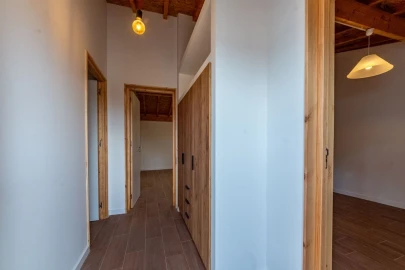 Moradia T2 para Arrendamento em Arcozelo