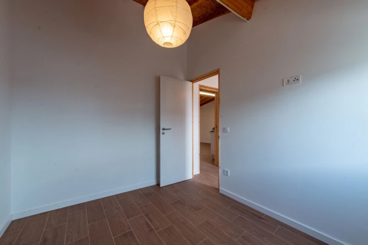 Moradia T2 para Arrendamento em Arcozelo Foto 7