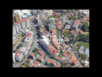 Loja para Venda em Arcozelo