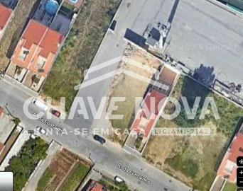 Terreno para Venda em Arcozelo