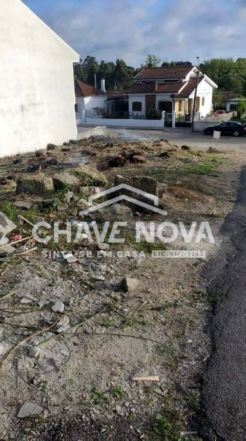 Terreno para Venda em Arcozelo
