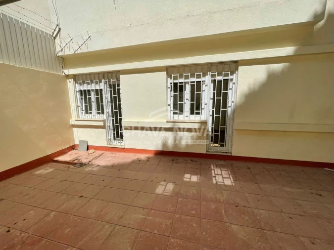 Apartamento T3 para Arrendamento em Santo António Foto 4