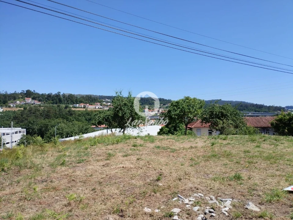 Terreno P/ Prédio para Venda em Fafe Foto 7