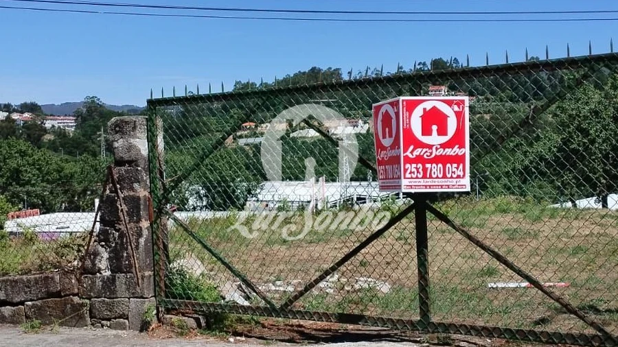 Terreno P/ Prédio para Venda em Fafe