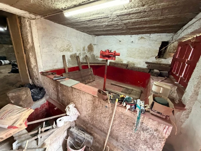 Moradia T3 para Venda em Santa Cruz do Douro e São Tomé de Covelas Foto 8