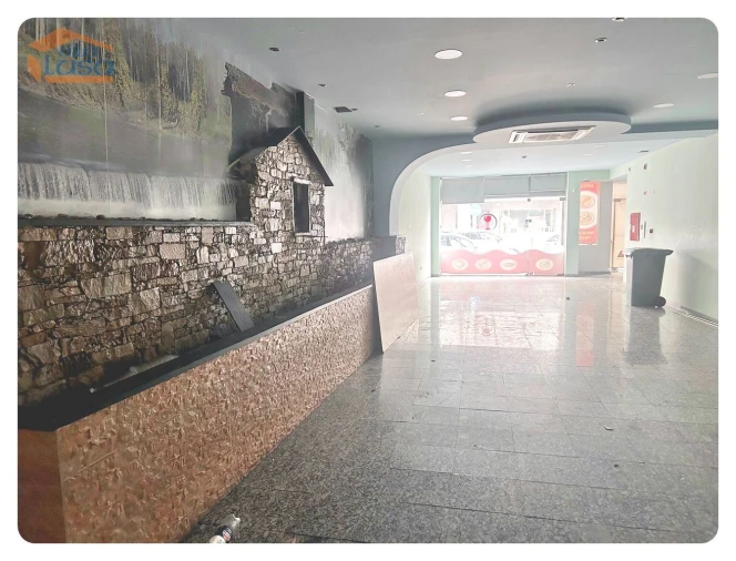 Loja para Arrendamento em Rio Tinto Foto 11
