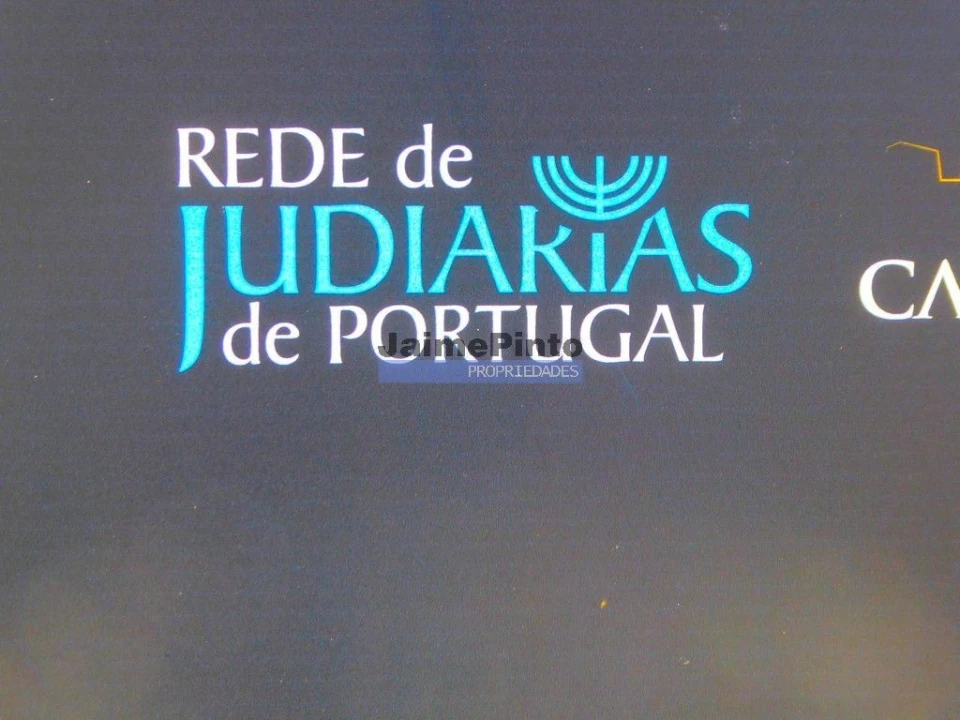 Moradia T5 para Venda em Escalhão Foto 2