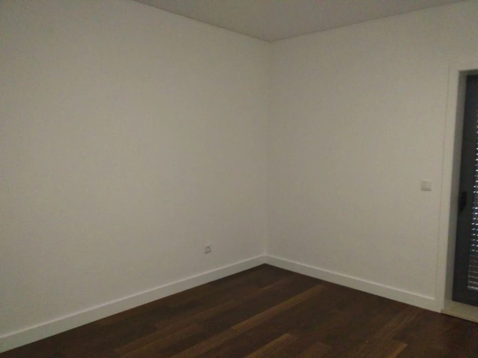 Apartamento T4 para Venda em Ramalde Foto 7