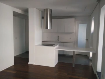 Apartamento T4 para Venda em Ramalde