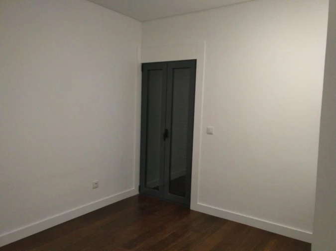 Apartamento T4 para Venda em Ramalde Foto 9