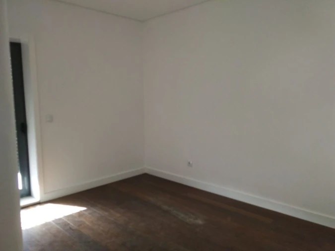 Apartamento T4 para Venda em Ramalde Foto 11