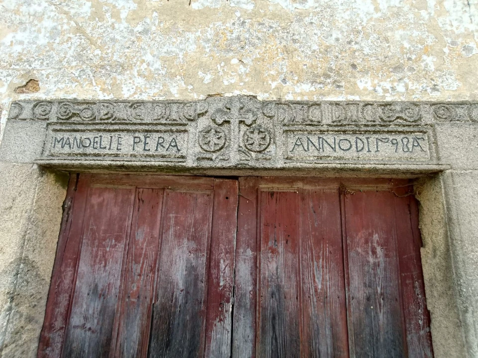 Moradia T4 para Venda em Macieira de Sarnes Foto 6