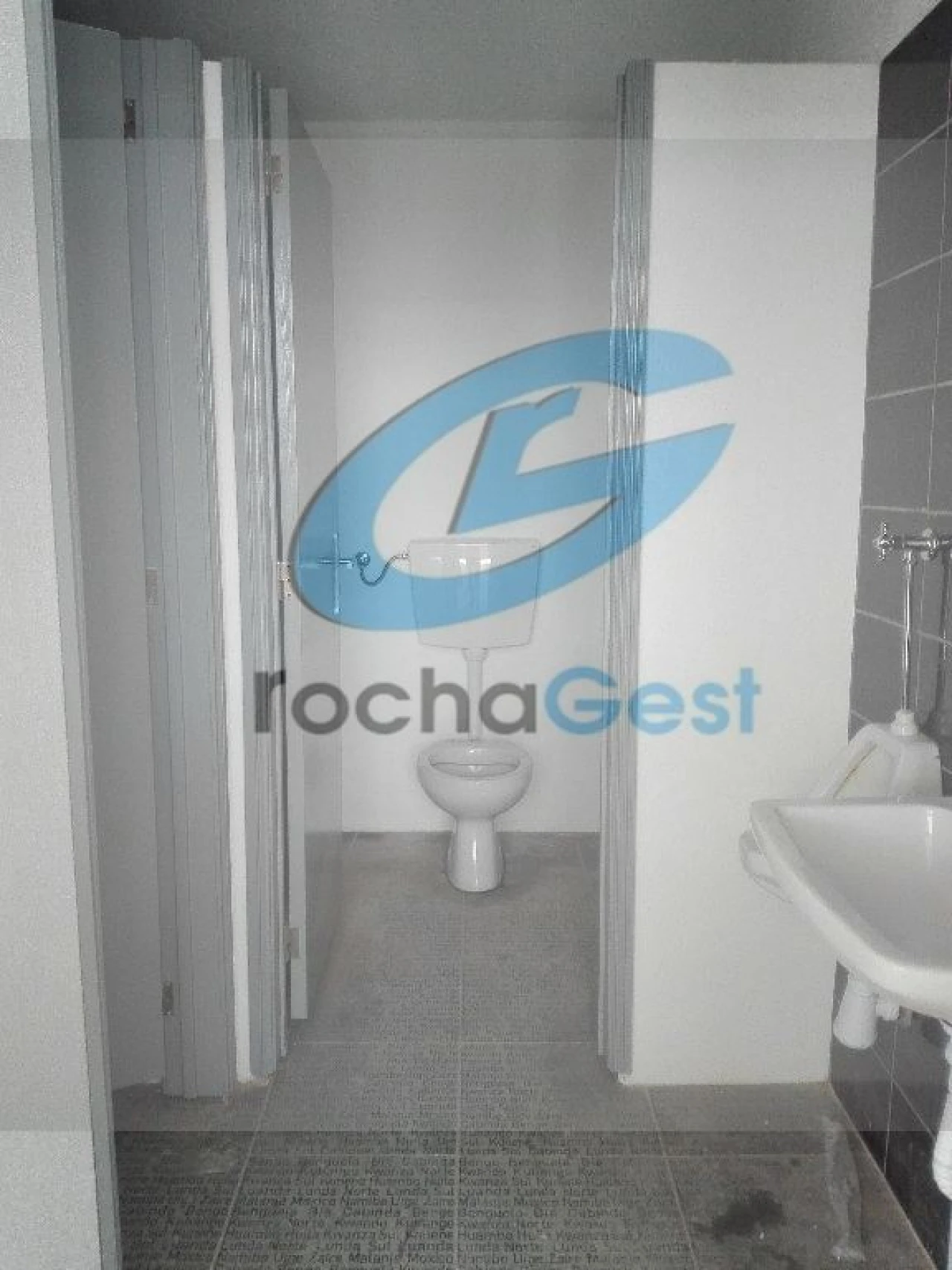 Armazém para Arrendamento em Serzedo e Perosinho Foto 4