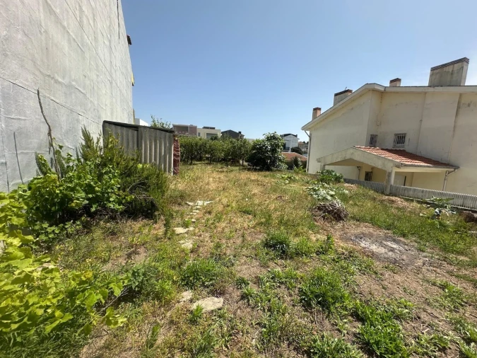Terreno para Venda em Arcozelo Foto 3