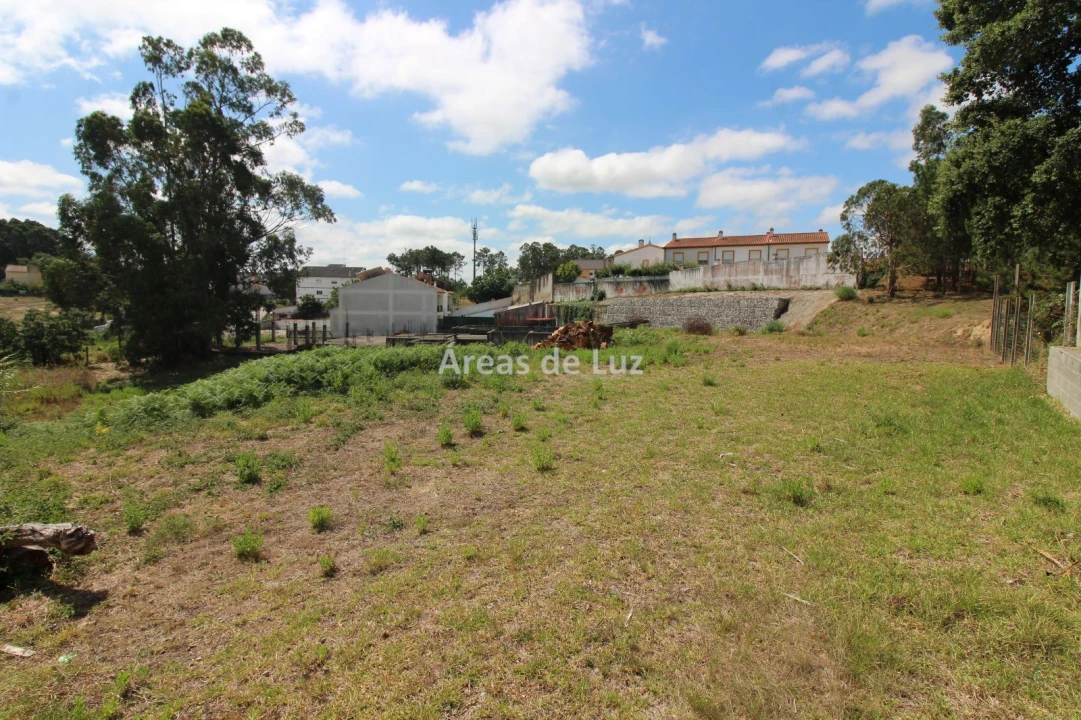 Terreno P/ Prédio para Venda em Marrazes e Barosa Foto 2
