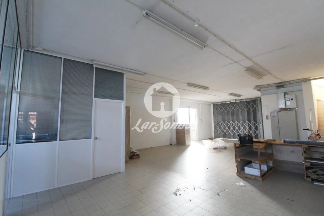 Armazém para Venda em Carvalhal Foto 10
