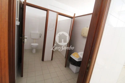 Armazém para Venda em Carvalhal