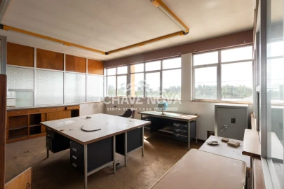 Escritório para Arrendamento em Santa Maria de Lamas