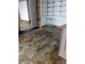 Loja para Arrendamento em Caia, São Pedro e Alcáçova