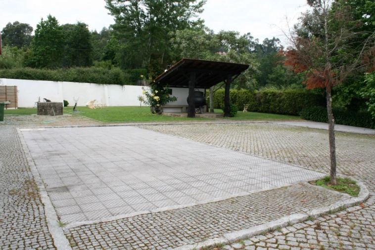 Negócio para Cedência de Quotas em Escapães Foto 7