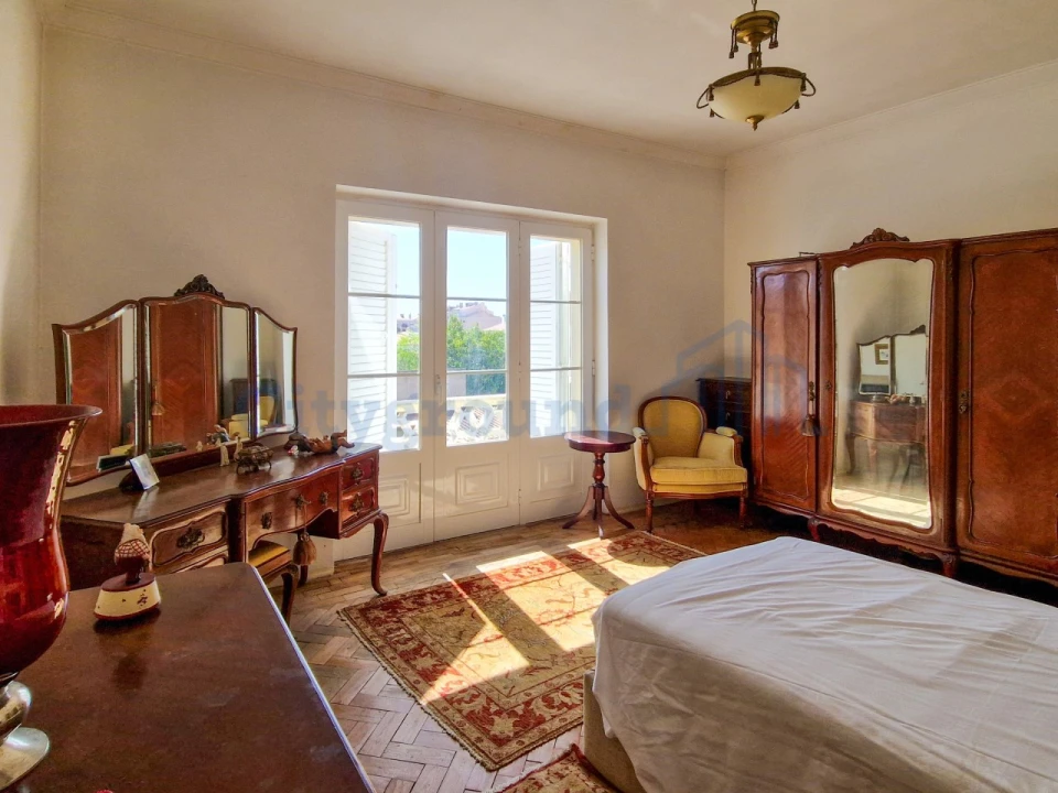 Moradia T6 para Venda em Algueirão-Mem Martins Foto 26