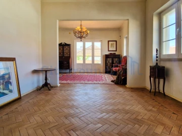 Moradia T6 para Venda em Algueirão-Mem Martins