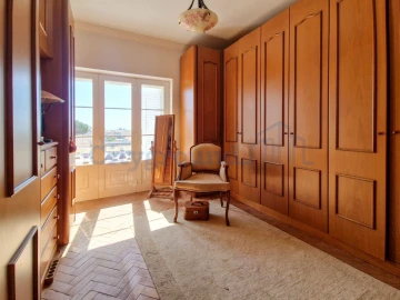 Moradia T6 para Venda em Algueirão-Mem Martins