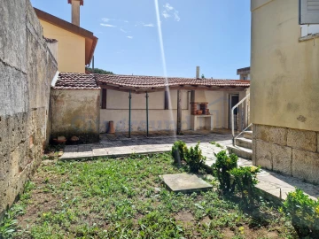 Moradia T6 para Venda em Algueirão-Mem Martins