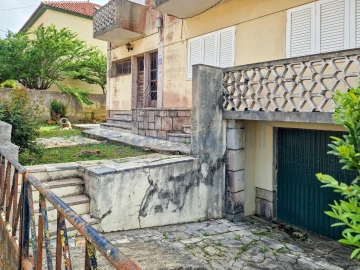 Moradia T6 para Venda em Algueirão-Mem Martins