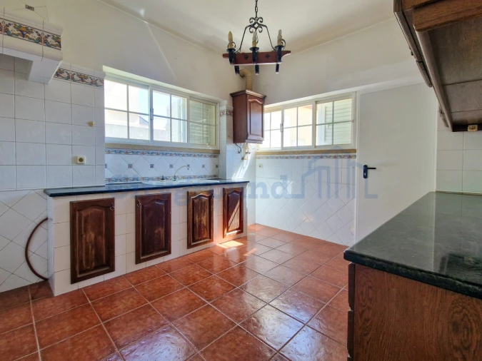 Moradia T6 para Venda em Algueirão-Mem Martins Foto 11