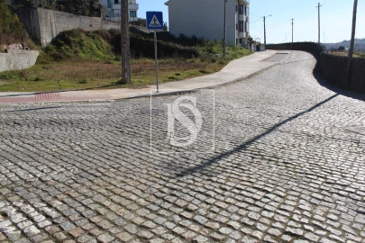 Terreno para Venda em Campo e Sobrado